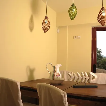 Amorosa Villa *