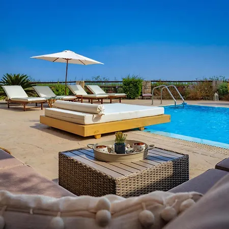 Amorosa וילה Lagopodhon